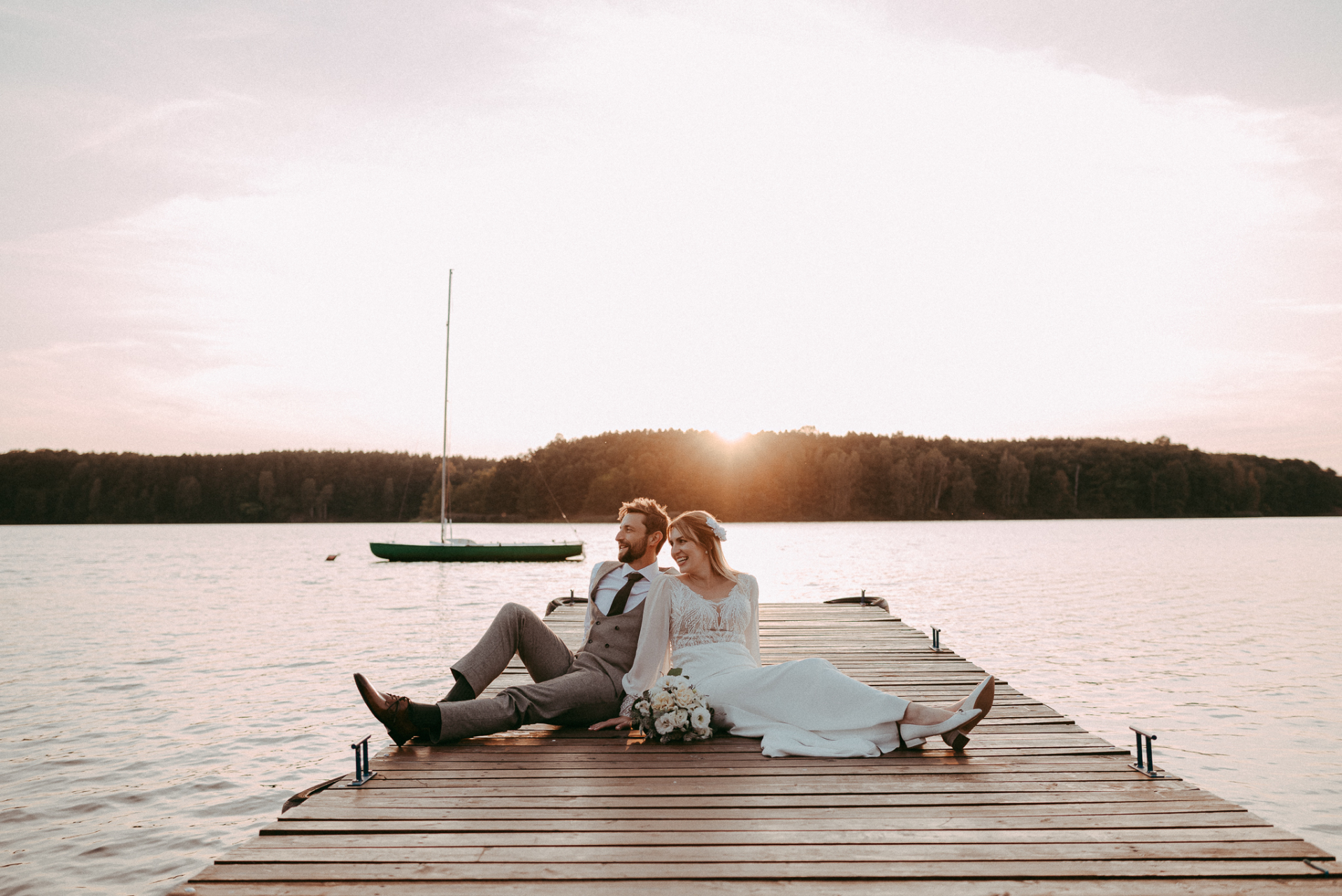 Kadrowane Fotografia i Film | Fotograf ślubny Tarnobrzeg, podkarpackie - cover