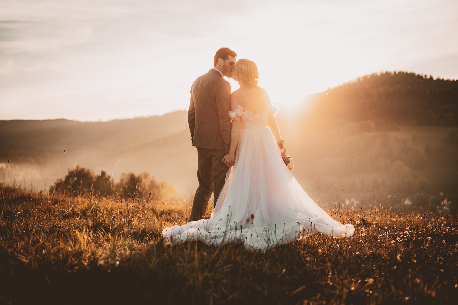 APEIRON - Film & Photography | Fotograf ślubny Bielsko-Biała, śląskie - cover