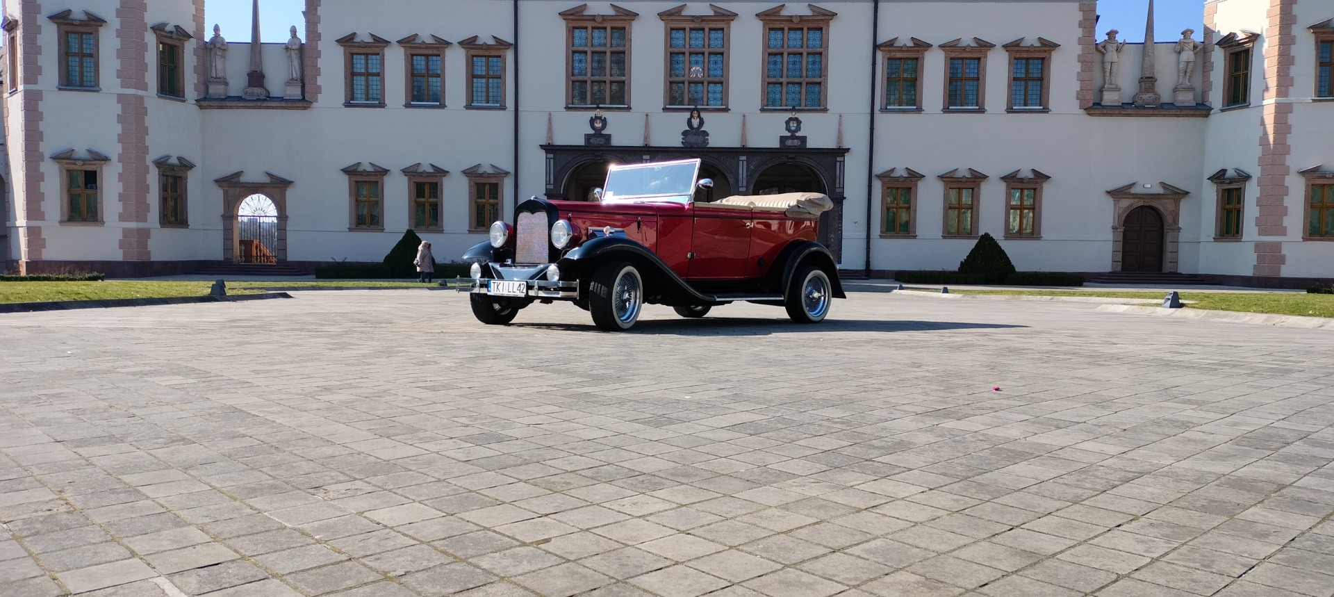 Auto z lat 30 - Ford Model A | Auto do ślubu Kielce, świętokrzyskie - cover