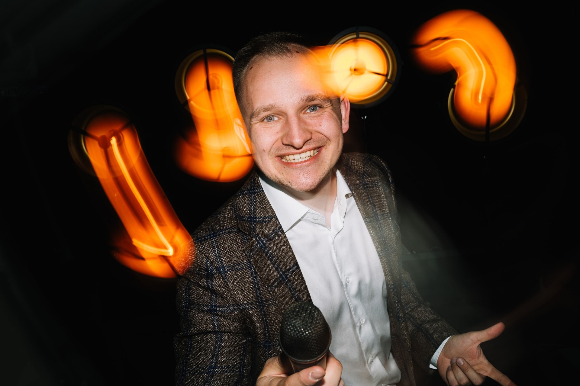 Johny DJ/Konferansjer | DJ na wesele Poznań, wielkopolskie - cover 2