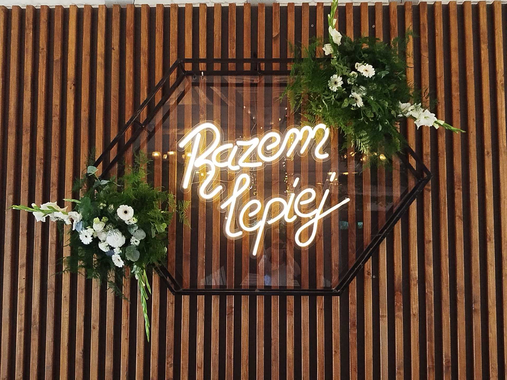 ZaKwiatuj | Dekoracje ślubne Poznań, wielkopolskie - cover