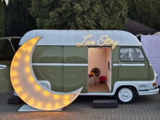 Dreamlike fotoprzyczepa & fotobus | Fotobudka na wesele Warszawa, mazowieckie
