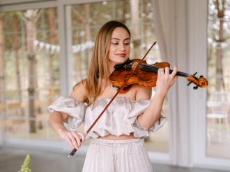 Violino skrzypce śpiew | Oprawa muzyczna ślubu Poznań, wielkopolskie