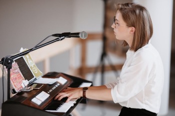 Wiktoria - organy i śpiew | Oprawa muzyczna ślubu Chojna, zachodniopomorskie