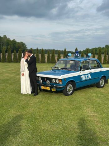 Zabytkowy Fiat 125p Milicja | Auto do ślubu Częstochowa, śląskie