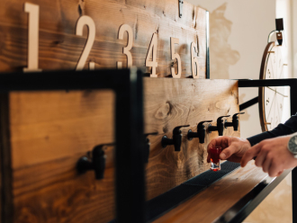 eNka - SELF-BAR z kołem fortuny | Barman na wesele Dzierżaniny, małopolskie