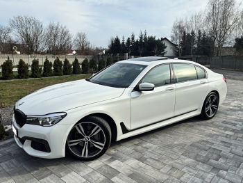 Limuzyna BMW Serii 7 G12 Long M-Pa | Auto do ślubu Opoczno, łódzkie