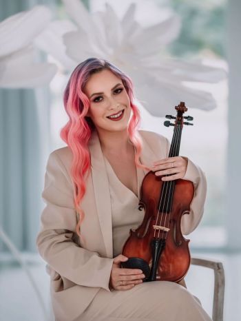 Martyna Jakubiak - Skrzypce i Śpiew | Oprawa muzyczna ślubu Łochów, mazowieckie