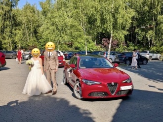 Czerwona Alfa Romeo Giulia | Auto do ślubu Kraków, małopolskie