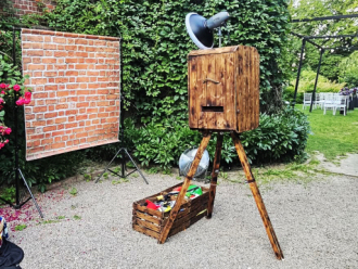 FotosBudka - Klasyczna 360 Retro AI | Fotobudka na wesele Kraków, małopolskie
