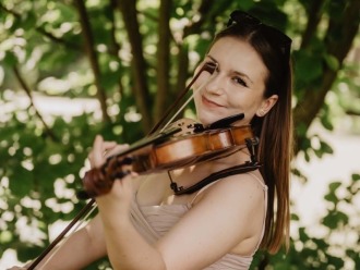 Emilia Golec | skrzypce i wokal | Oprawa muzyczna ślubu Wrocław, dolnośląskie