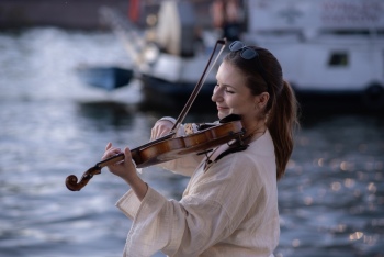 Emilia Golec | skrzypce i wokal | Oprawa muzyczna ślubu Wrocław, dolnośląskie