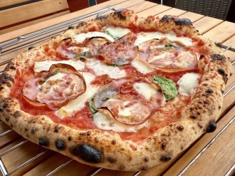 Piotr - Włoska mobilna pizza | Catering weselny Warszawa, mazowieckie
