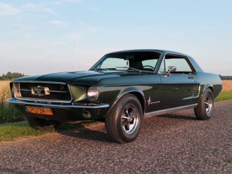 Highland Green Ford Mustang 1967 v8 | Auto do ślubu Warszawa, mazowieckie