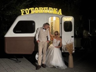 Fotobudka - Wspomnienia na Kołach | Fotobudka na wesele Opole, opolskie