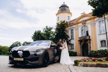 Maserati Levante / Porsche Macan | Auto do ślubu Wrocław, dolnośląskie