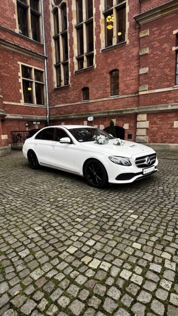 Vip Transfer - Mercedes E klasa | Auto do ślubu Gdańsk, pomorskie