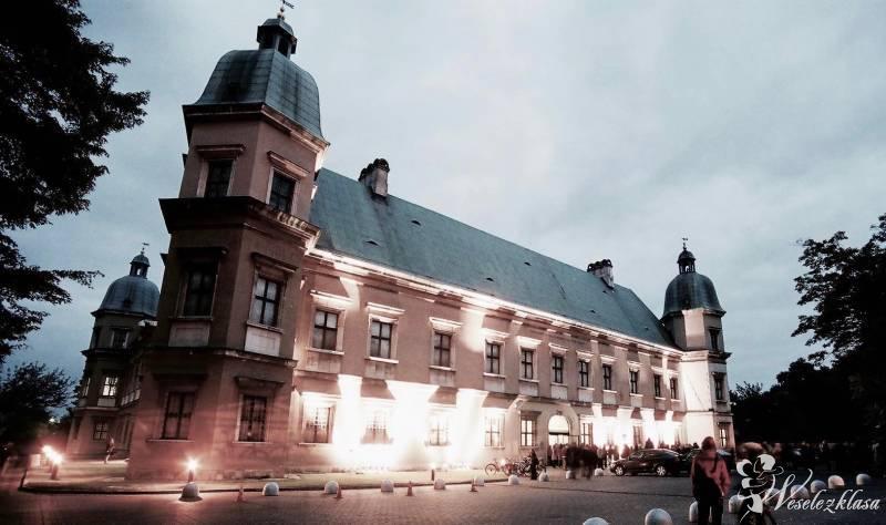 Instalacje Art Bistro ZAMEK UJAZDOWSKI, Warszawa - zdjęcie 1