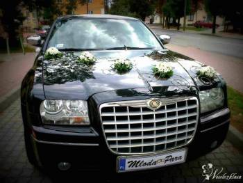Czarny Chrysler 300C | Auto do ślubu Lublin, lubelskie