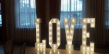 Napis LOVE Evelove agencja ślubna | Dekoracje światłem Kielce, świętokrzyskie - zdjęcie 2