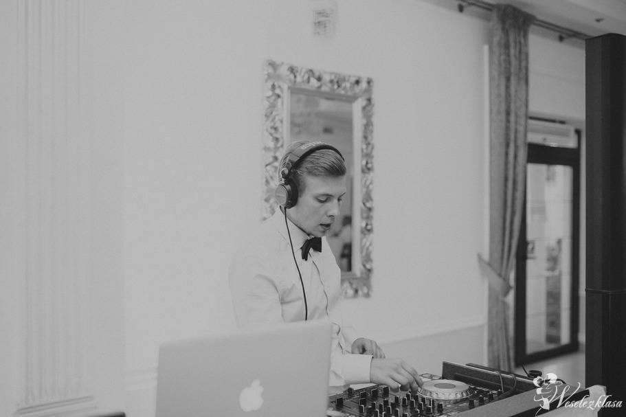 DJ / Wodzirej Maksymilian Gawle, DJ na wesele Dębica