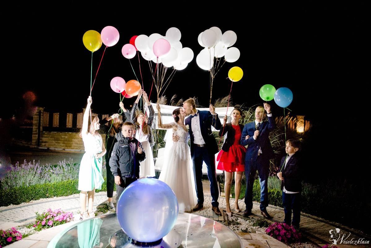 Balonowe dekoracje atrakcje balony z helem LED Kwiatowe LOVE napis | Balony, bańki mydlane Tarnowiec, małopolskie - zdjęcie 1