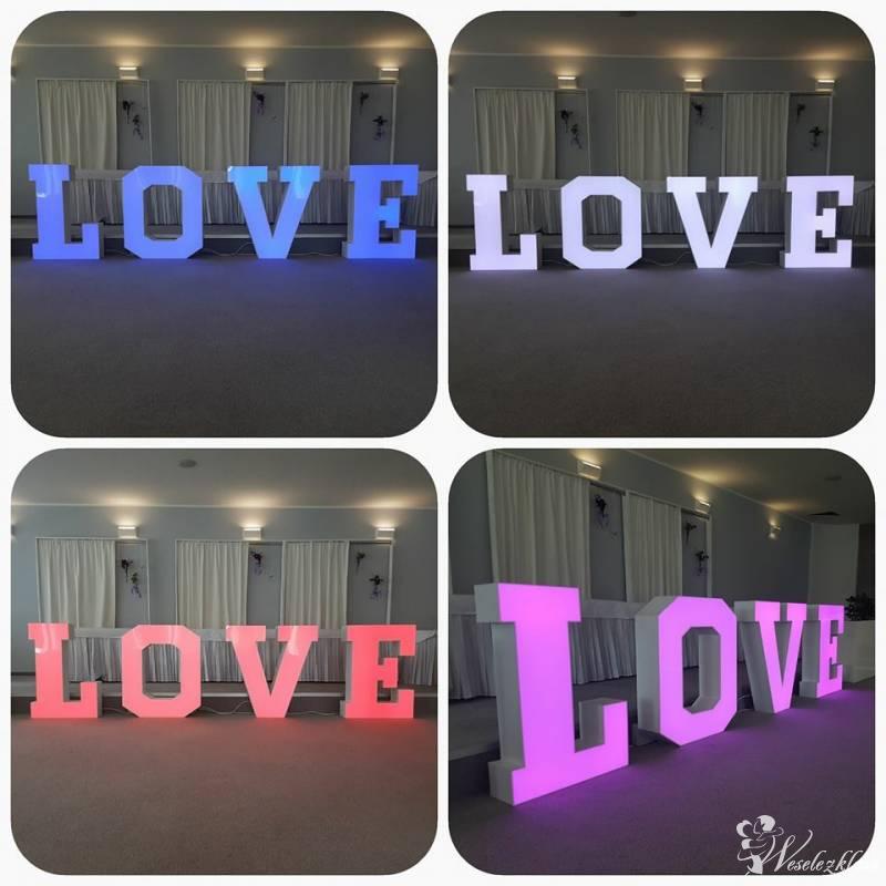 Duży napis LOVE zmieniający kolor |Oświetlenie sali , Bydgoszcz - zdjęcie 1