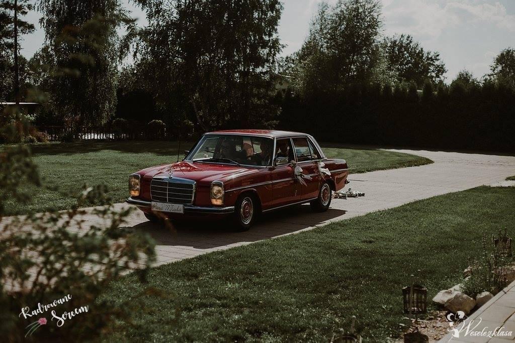 Czerwony Mercedes w115 1976r. | Auto do ślubu Piaseczno, mazowieckie - zdjęcie 1