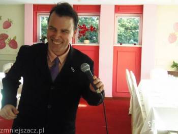 Andy Dolan, angielski wokalista , Artysta Kościerzyna
