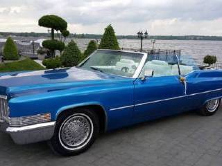 Niebieski Cadillac de Ville 375KM | Auto do ślubu Warszawa, mazowieckie