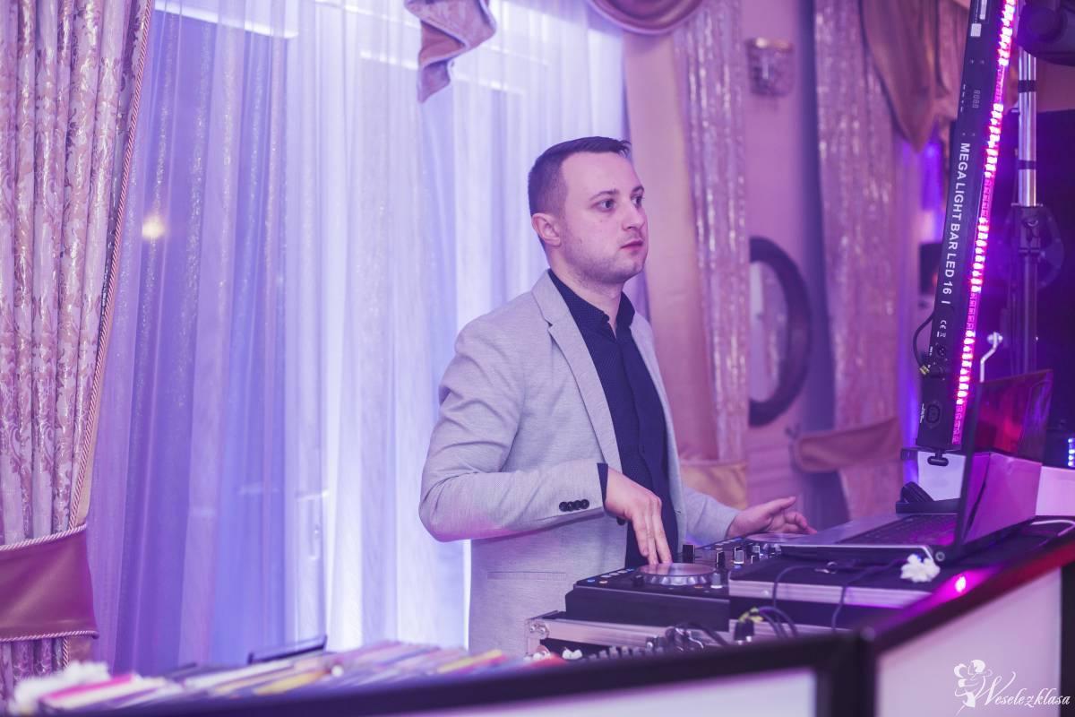 Oprawa Muzyczna DJ Cajek | DJ na wesele Dębica, podkarpackie - zdjęcie 1
