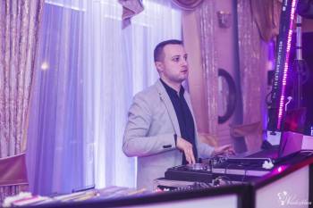 Oprawa Muzyczna DJ Cajek | DJ na wesele Dębica, podkarpackie
