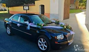 Piękna czarna limuzyna do ślubu Chrysler 300C, Samochód, auto do ślubu, limuzyna Świeradów-Zdrój
