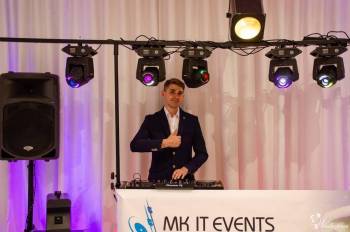 Dj + sprzęt + dekoracja światł.+ LOVE+ciężki dym+pirotechnika (opcje), DJ na wesele Zelów