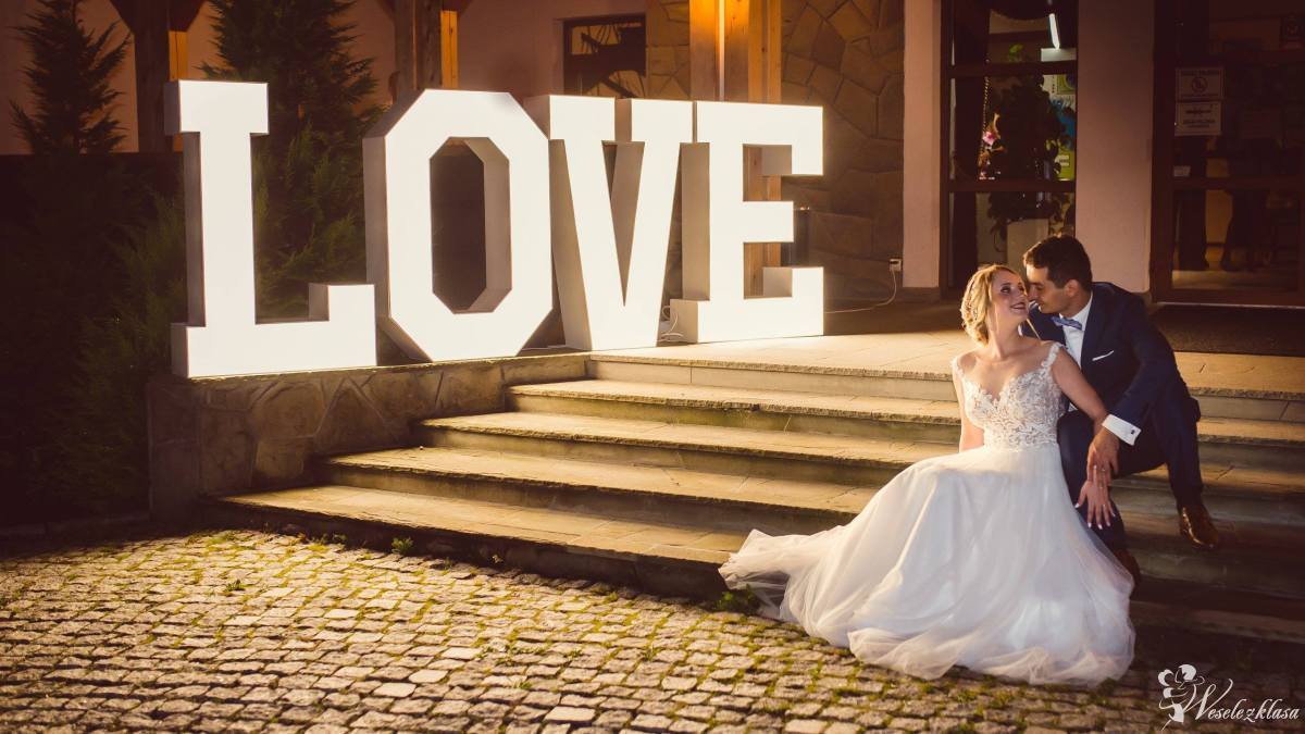 Podświetlany napis LOVE - wynajem | Dekoracje światłem Mszana Dolna, małopolskie - zdjęcie 1
