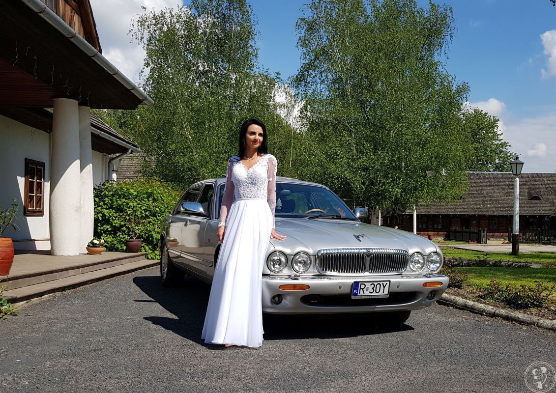Piękna klasyczna  limuzyna Jaguar x308 | Auto do ślubu Przeworsk, podkarpackie - zdjęcie 1