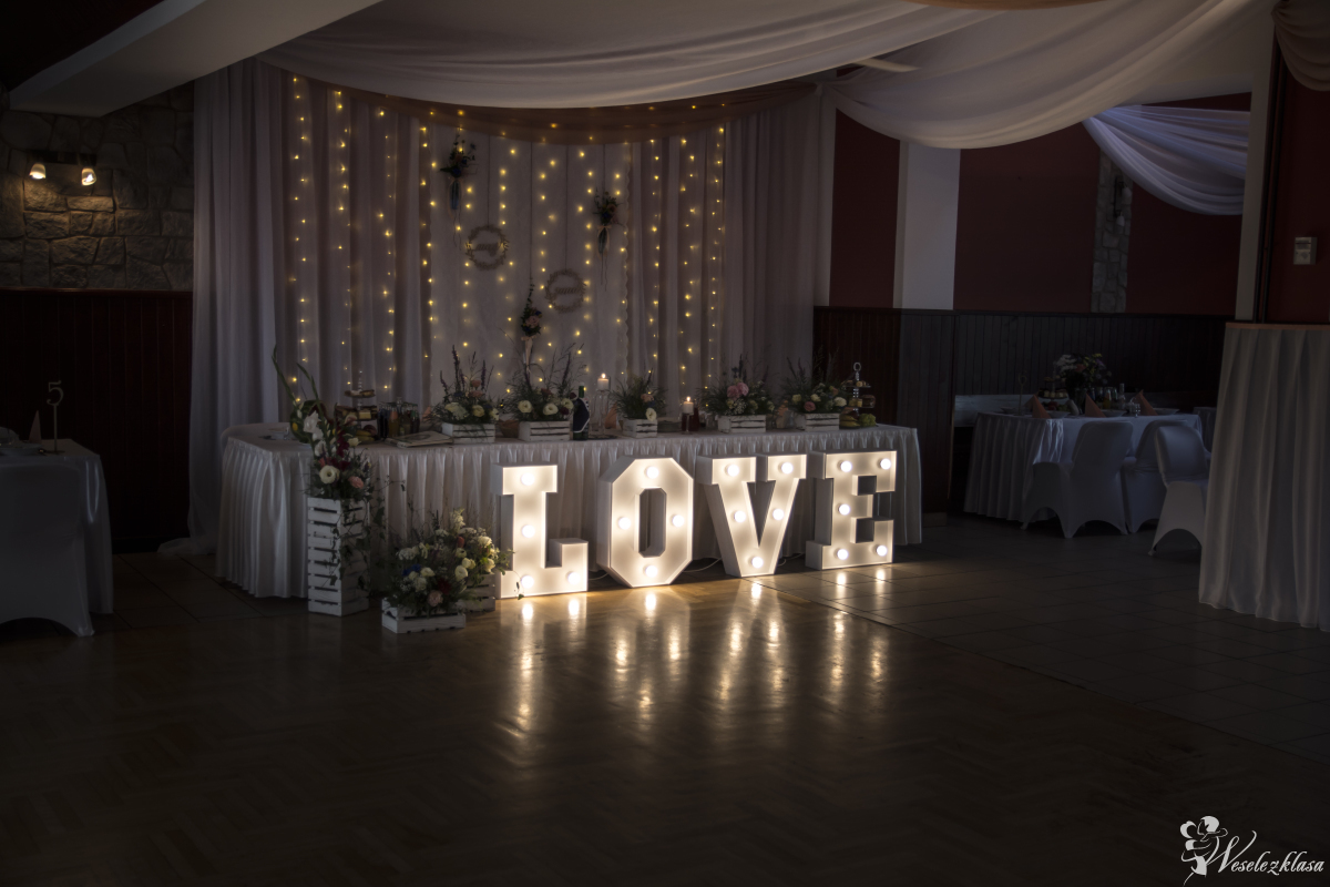 Dekoracje sal weselnych dekoracje ślubne, dekoracje światłem led, LOVE | Dekoracje ślubne Trzemeśnia, małopolskie - zdjęcie 1