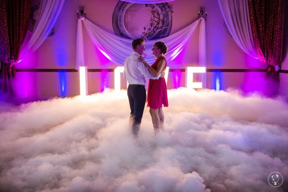 Taniec w chmurach - ciężki dym -  ekskluzywna atrakcja, Świebodzin - zdjęcie 1