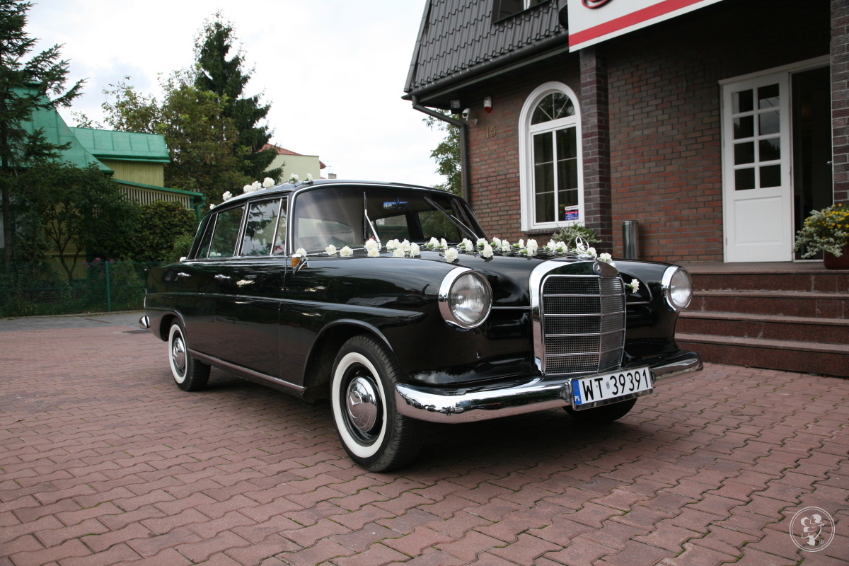 Czarny Mercedes W110 1962 rok | Auto do ślubu Zambrów, podlaskie - zdjęcie 1