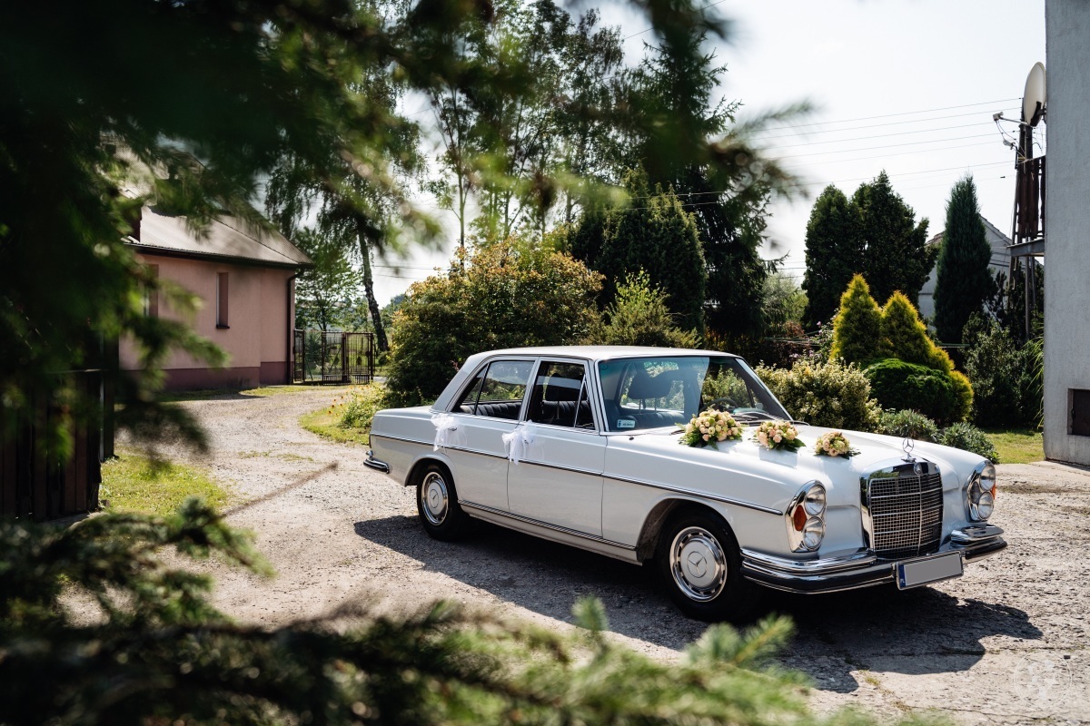 Zabytkowy Mercedes lub Audi Q5., Kraków - zdjęcie 1