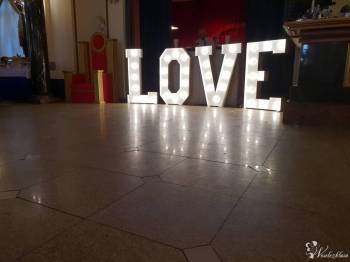 Napis LOVE w stylu retro | Dekoracje światłem Warszawa, mazowieckie