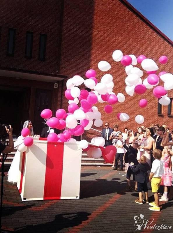 BALONOWY PREZENT Ślubny, Pudło z balonami, Balony LED, BAŃKI MYDLANE, Bytom - zdjęcie 1