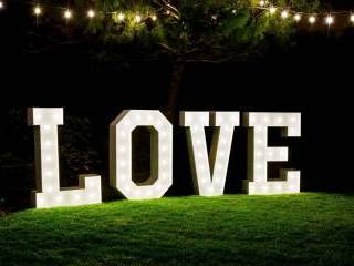 Napis Love biały największy / rustykalny , drewniany LOVE / girlandy,  Kościan