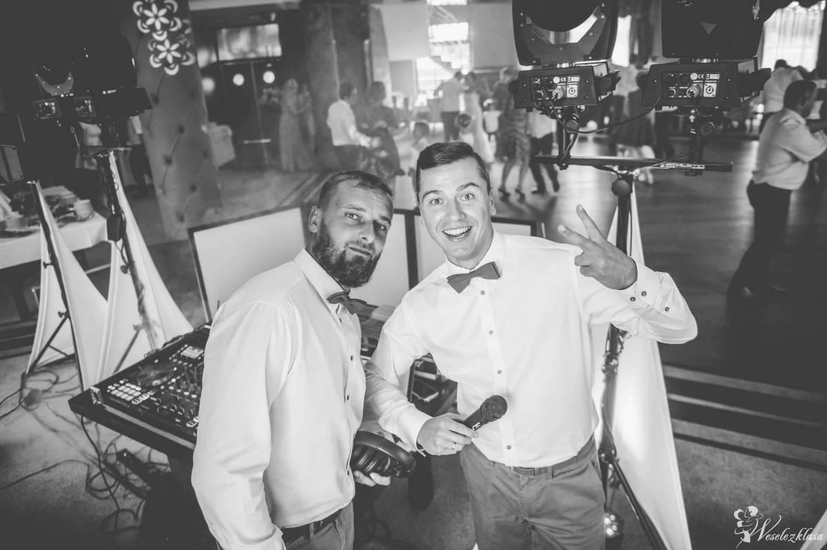 DJ & Wodzirej na Twoje wymarzone wesele NAPIS LOVE CIĘŻKI DYM, Częstochowa - zdjęcie 1