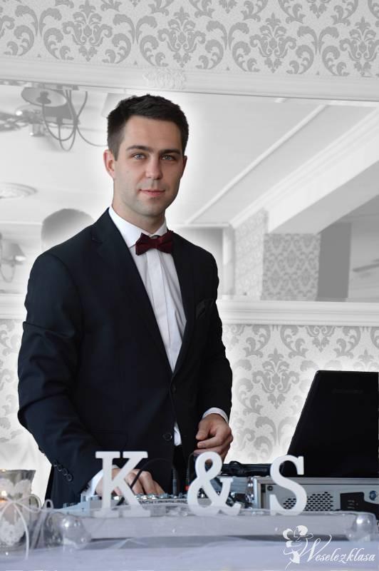 GW-Music DJ/Wodzirej - oprawa muzyczna i świetlna Twojego wesela!, Trzebnica - zdjęcie 1