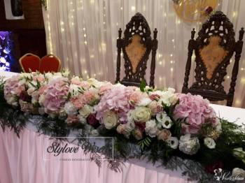 Dekoracja florystyczna ślubów,wesele,dekoracja sal,kościołów,wiązanki, Napis Love Brok