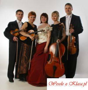 Kwartet smyczkowy z wokalistką | Oprawa muzyczna ślubu Kalisz, wielkopolskie - zdjęcie 1