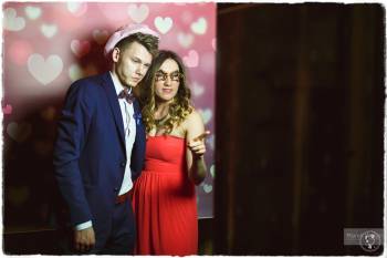 Wspaniała fotobudka - fotolustro na wesela i eventy, Fotobudka na wesele Albigowa