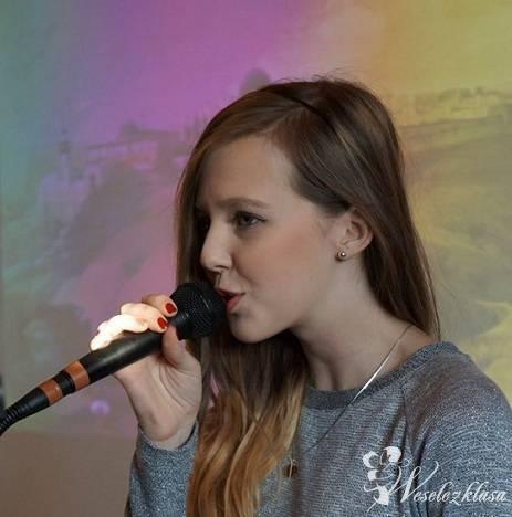 Weronika Lechowicz - Oprawa wokalno-instrumentalna ślubu | Oprawa muzyczna ślubu Krosno, podkarpackie - zdjęcie 1