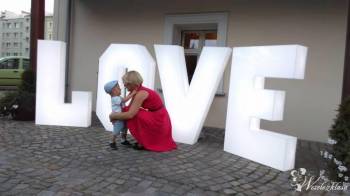 Świecące litery LOVE na Twoim weselu lub sesji zdj | Dekoracje światłem Racibórz, śląskie